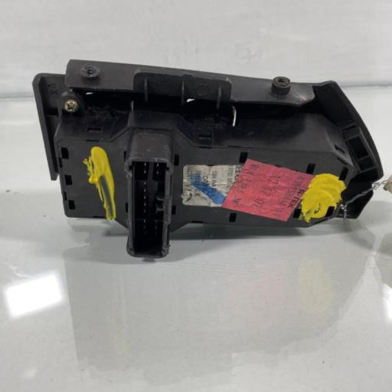 Interrupteur de leve vitre avant gauche HONDA CIVIC 7 Photo n°3