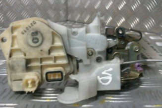 Serrure avant droit HONDA CIVIC 7