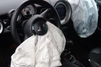 Pretensionneur de ceinture avant gauche MINI MINI 2 R57