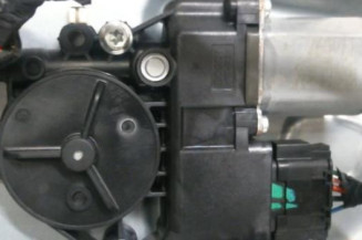 Leve vitre electrique avant gauche KIA CARENS 3