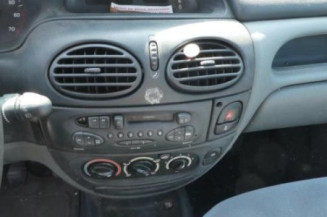 Moteur essuie glace arriere RENAULT MEGANE 1