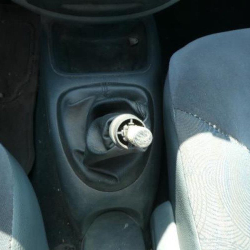 Moteur essuie glace arriere RENAULT MEGANE 1 Photo n°10