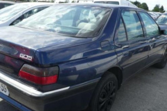 Serrure avant droit PEUGEOT 605