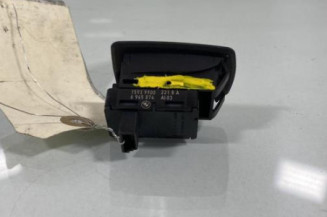 Interrupteur de leve vitre avant droit BMW SERIE 1 E87