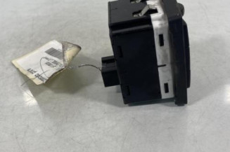 Commodo phare VOLVO C 30