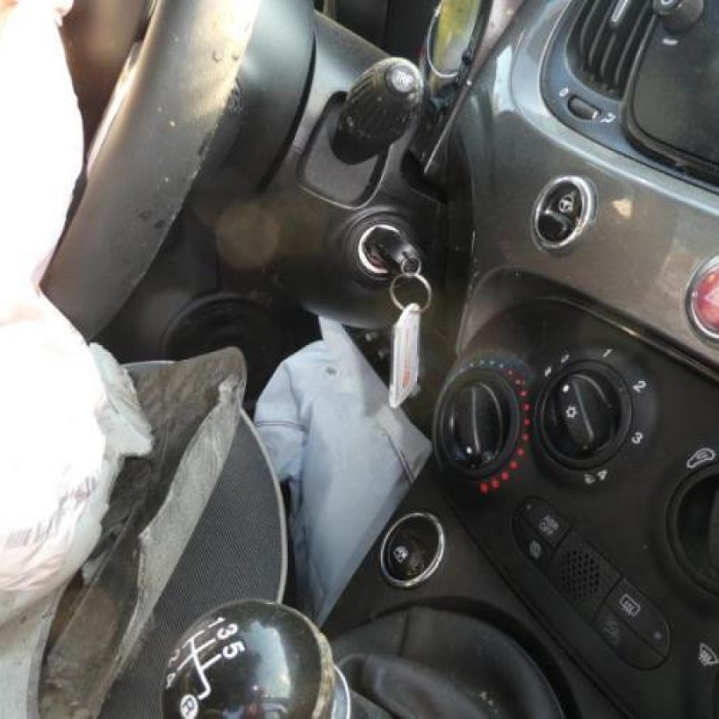 Autoradio d'origine FIAT 500 2 Photo n°17