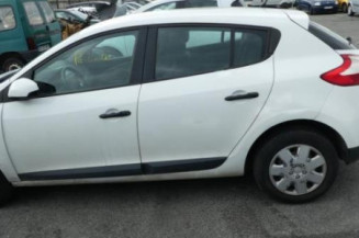 Serrure arriere droit RENAULT MEGANE 3