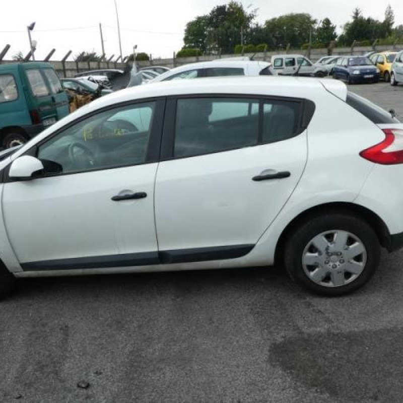Serrure arriere droit RENAULT MEGANE 3 Photo n°6