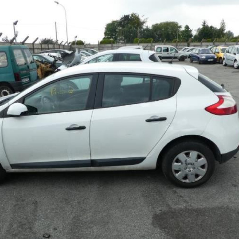 Serrure arriere droit RENAULT MEGANE 3 Photo n°7