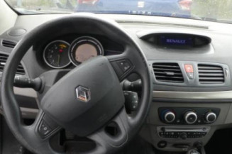 Serrure arriere droit RENAULT MEGANE 3
