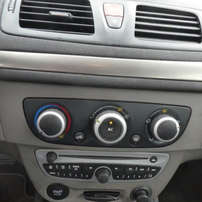 Serrure arriere droit RENAULT MEGANE 3 Photo n°13