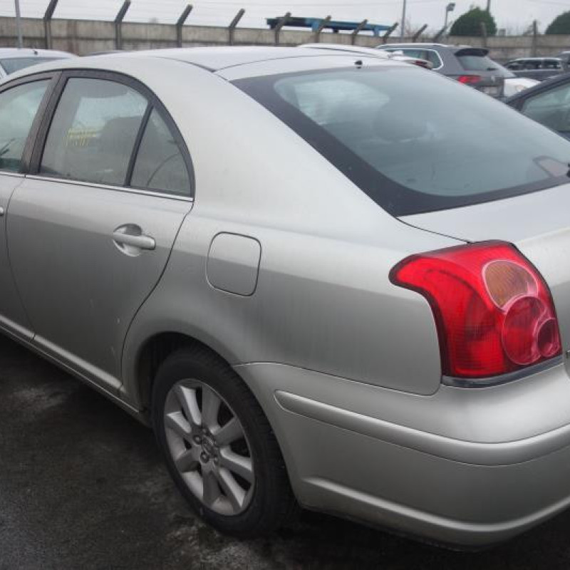 Bras essuie glace avant gauche TOYOTA AVENSIS 2 Photo n°6