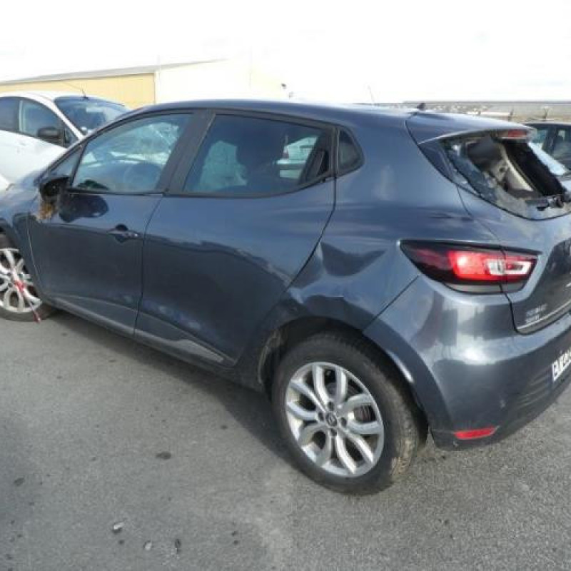 Compresseur clim RENAULT CLIO 4 Photo n°7