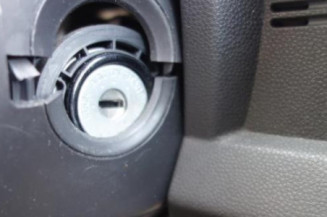 Serrure arriere droit OPEL AGILA B