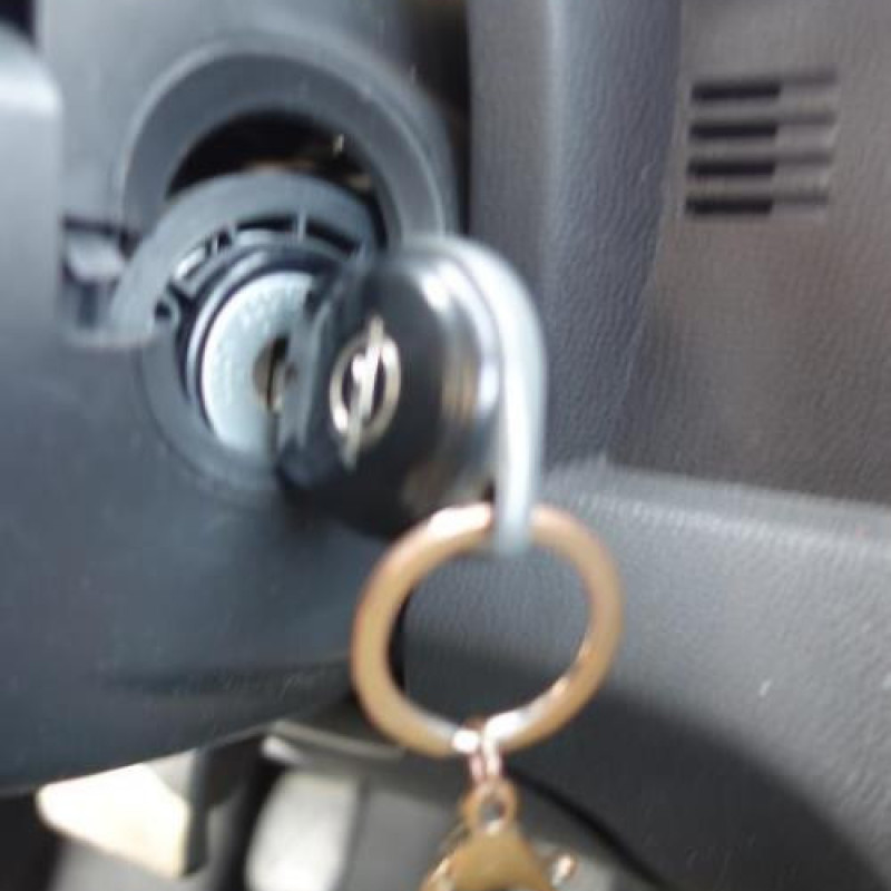 Serrure arriere droit OPEL AGILA B Photo n°11