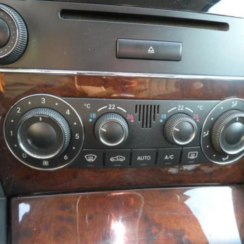 Porte arriere droit MERCEDES CLASSE C 203 Photo n°9