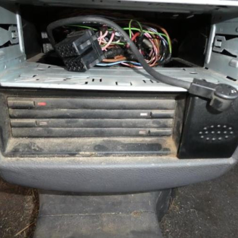 Porte arriere gauche MERCEDES CLASSE A 168 Photo n°8