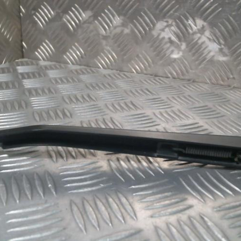 Bras essuie glace arriere BMW X1 E84 Photo n°3