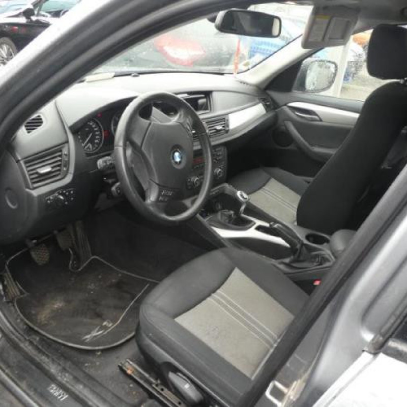 Verin de capot BMW X1 E84 Photo n°6