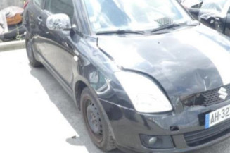 Malle/Hayon arriere SUZUKI SWIFT 3