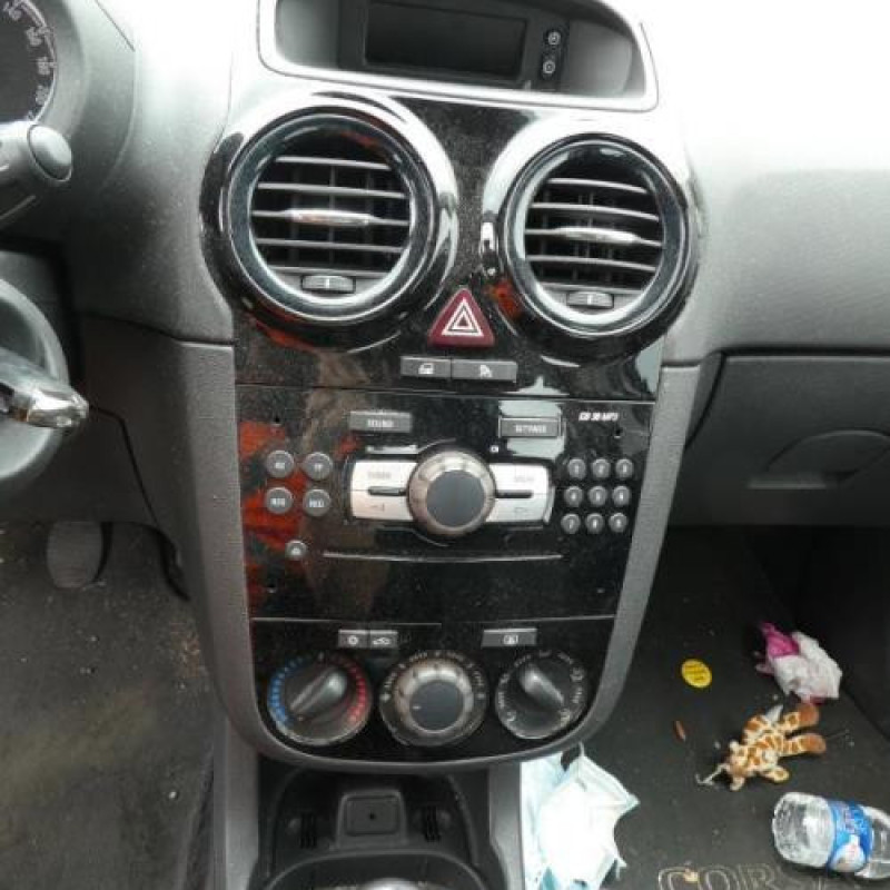 Pare soleil droit OPEL CORSA D Photo n°11