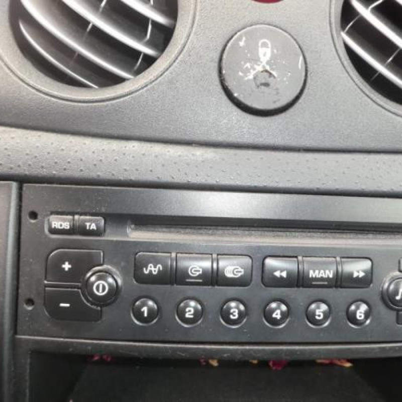 Malle/Hayon arriere CITROEN C3 PLURIEL Photo n°8