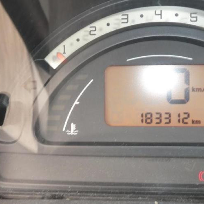 Malle/Hayon arriere CITROEN C3 PLURIEL Photo n°9