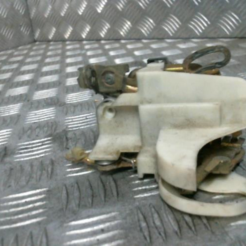 Serrure avant gauche OPEL ASTRA F Photo n°2