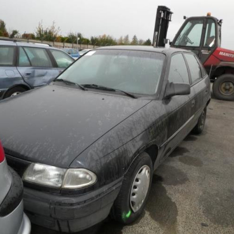 Serrure avant gauche OPEL ASTRA F Photo n°4