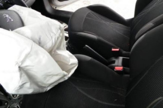Alternateur PEUGEOT 208