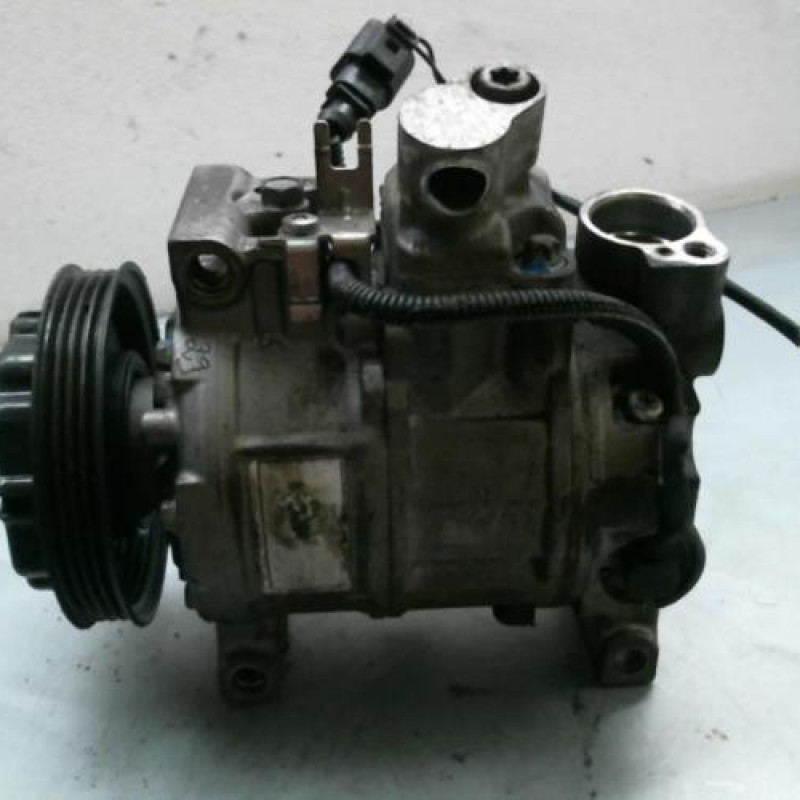 Compresseur clim AUDI A6 2 Photo n°1