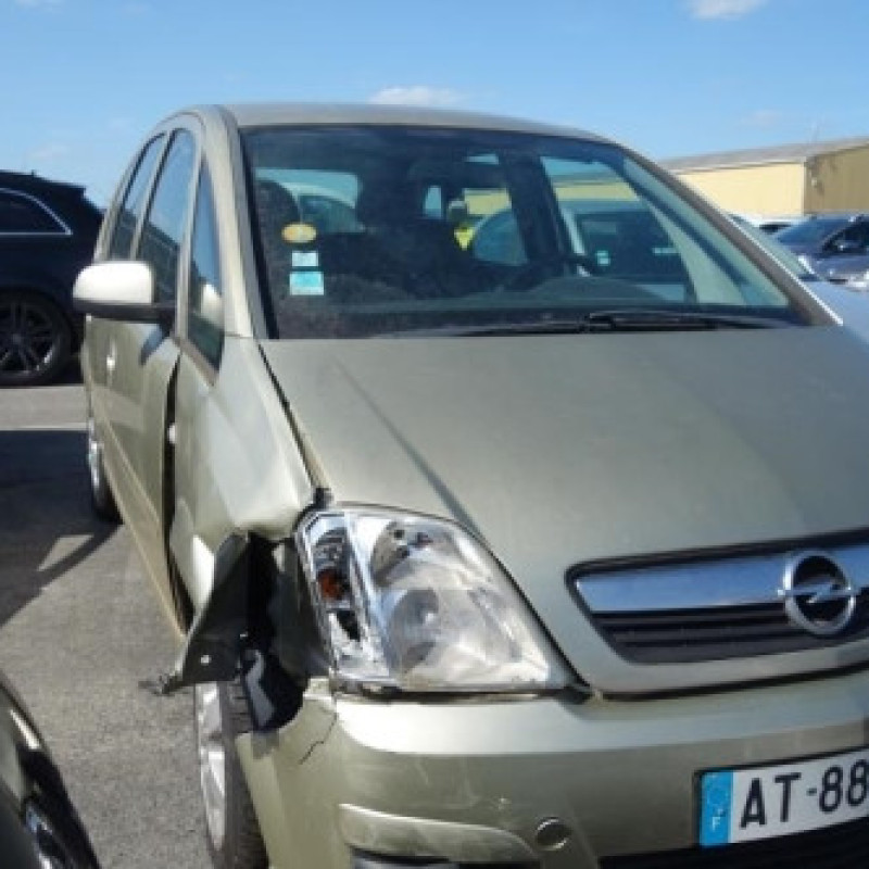 Pretensionneur de ceinture avant droit OPEL MERIVA A Photo n°5