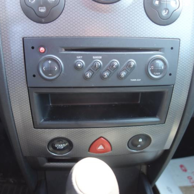 Alternateur RENAULT MEGANE 2 Photo n°9