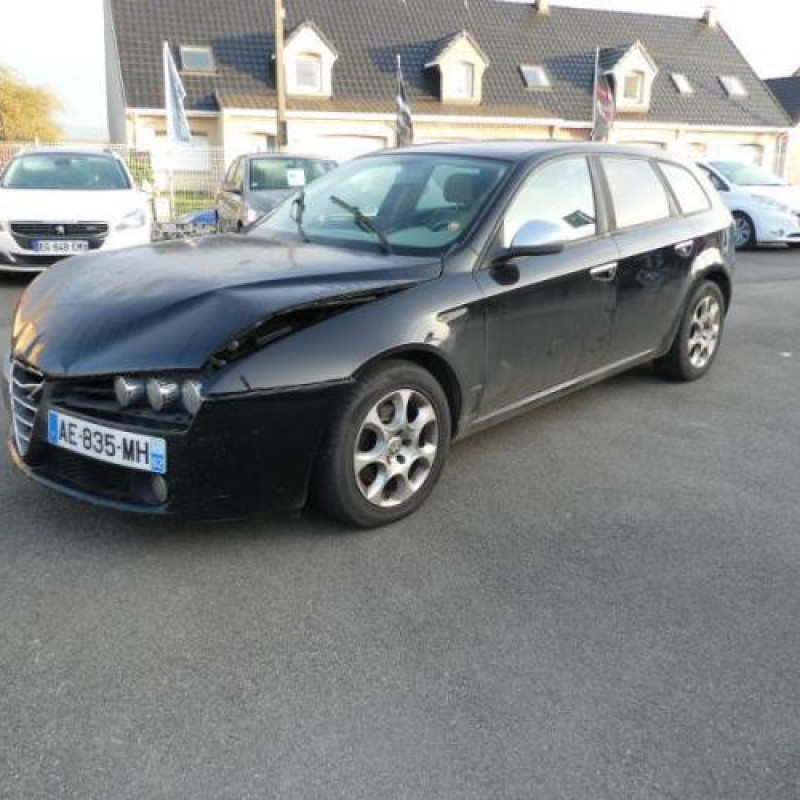 Compresseur clim ALFA ROMEO 159 Photo n°4