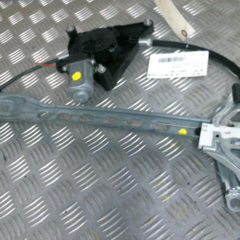 Leve vitre electrique avant gauche CITROEN C1 2 Photo n°1