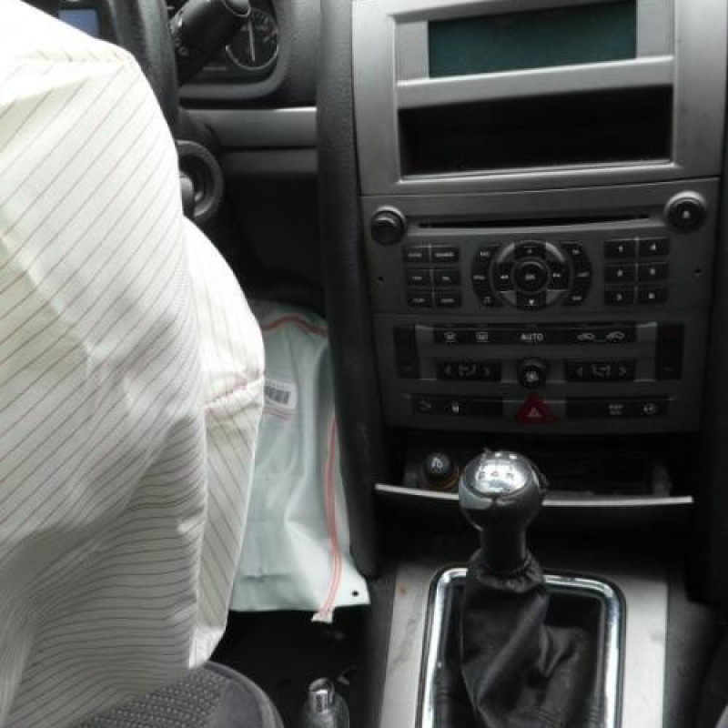 Porte avant droit PEUGEOT 407 Photo n°8
