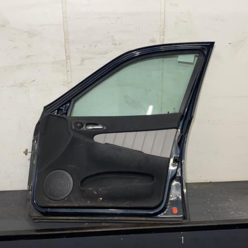 Porte avant droit ALFA ROMEO 156 Photo n°3