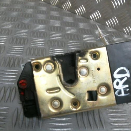 Serrure arriere droit PEUGEOT 307