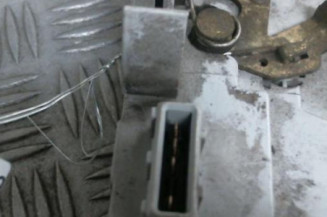 Serrure arriere droit PEUGEOT 307