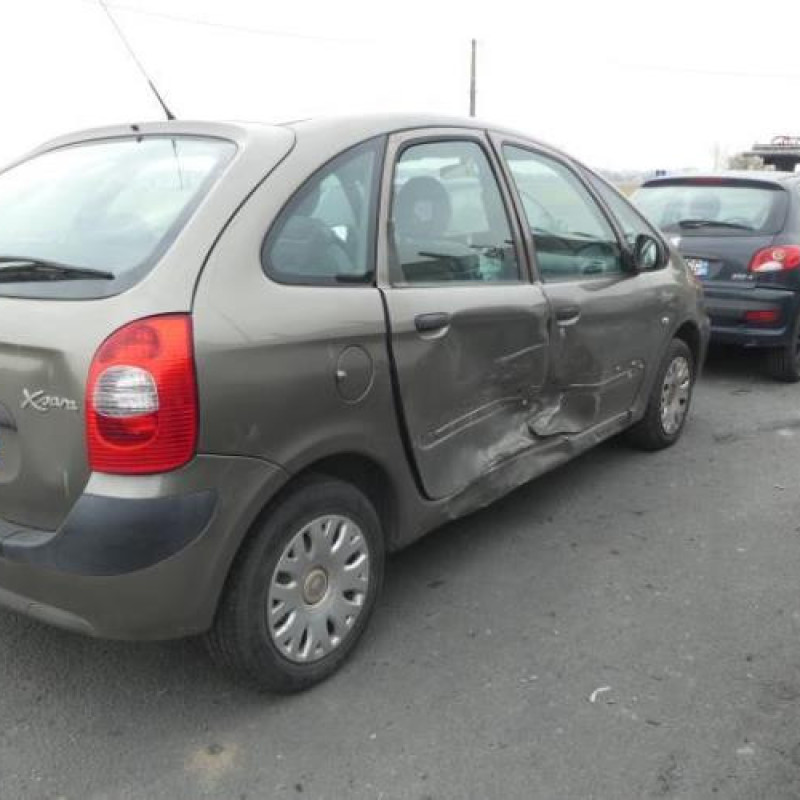 Compresseur clim CITROEN XSARA PICASSO Photo n°6