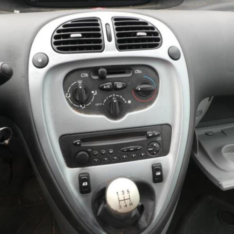 Compresseur clim CITROEN XSARA PICASSO Photo n°11