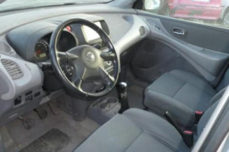 Compresseur clim NISSAN ALMERA TINO
