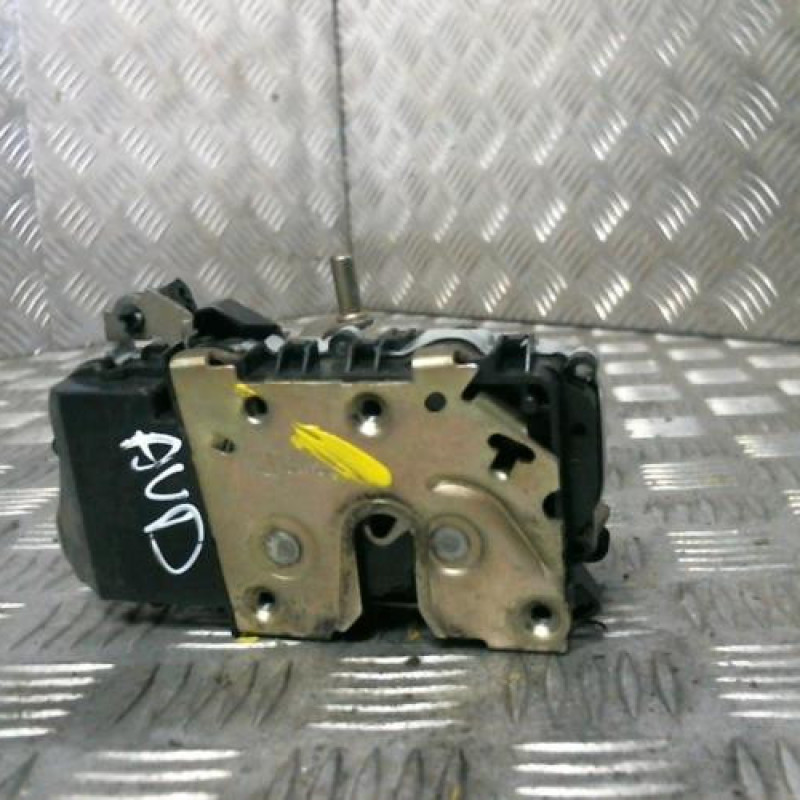 Serrure avant droit CITROEN XSARA PICASSO Photo n°1