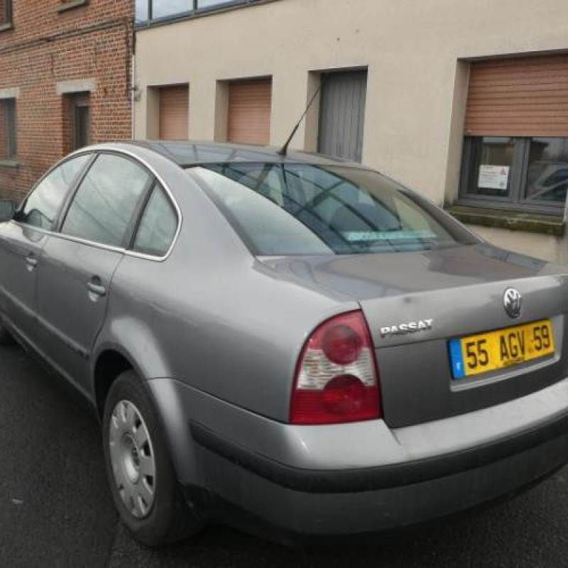 Serrure avant droit VOLKSWAGEN PASSAT 4 Photo n°6