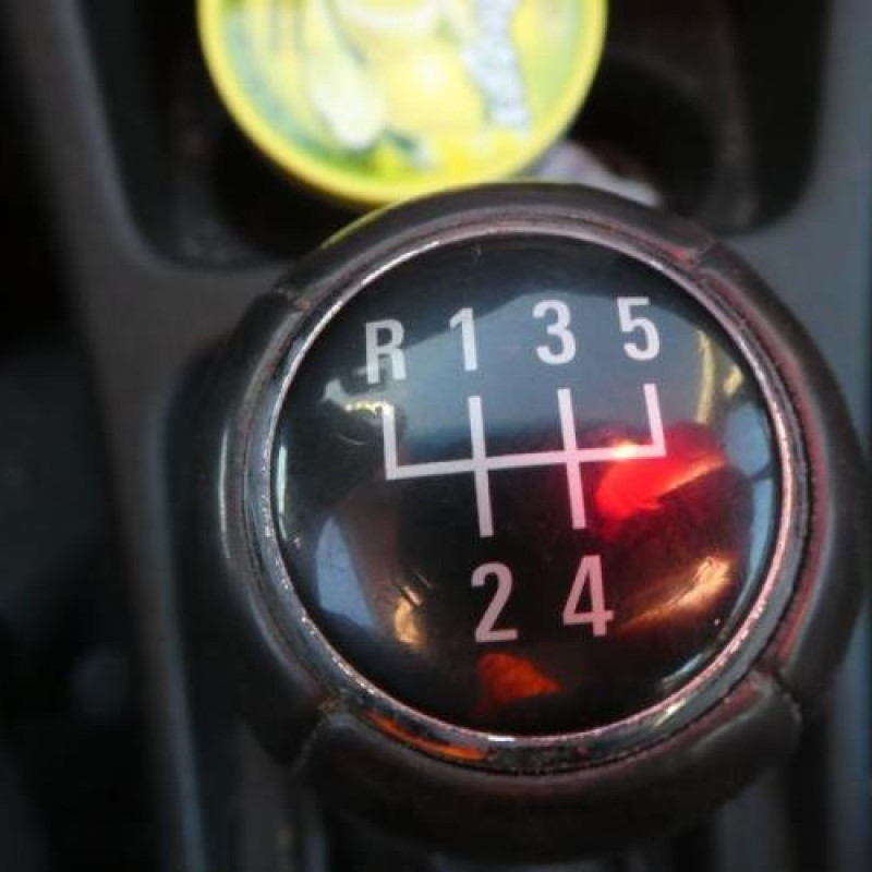 Compresseur clim OPEL ZAFIRA A Photo n°9