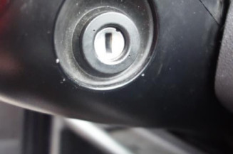 Malle/Hayon arriere VOLKSWAGEN POLO 4