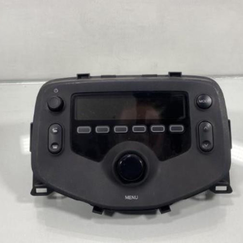 Autoradio d'origine TOYOTA AYGO 2 Photo n°1