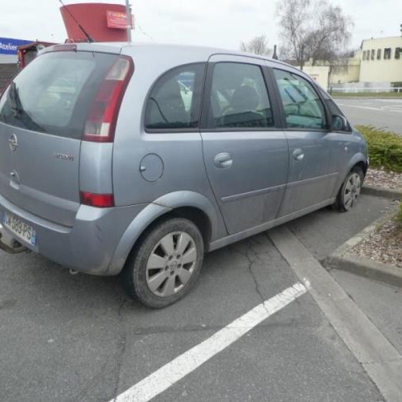 Capot OPEL MERIVA A Photo n°6