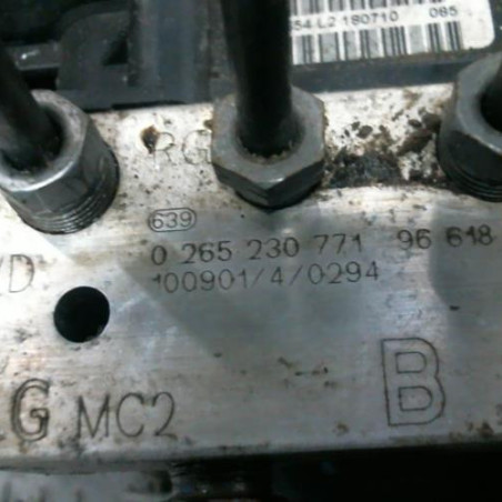 Bloc ABS (freins anti-blocage) PEUGEOT EXPERT 2
