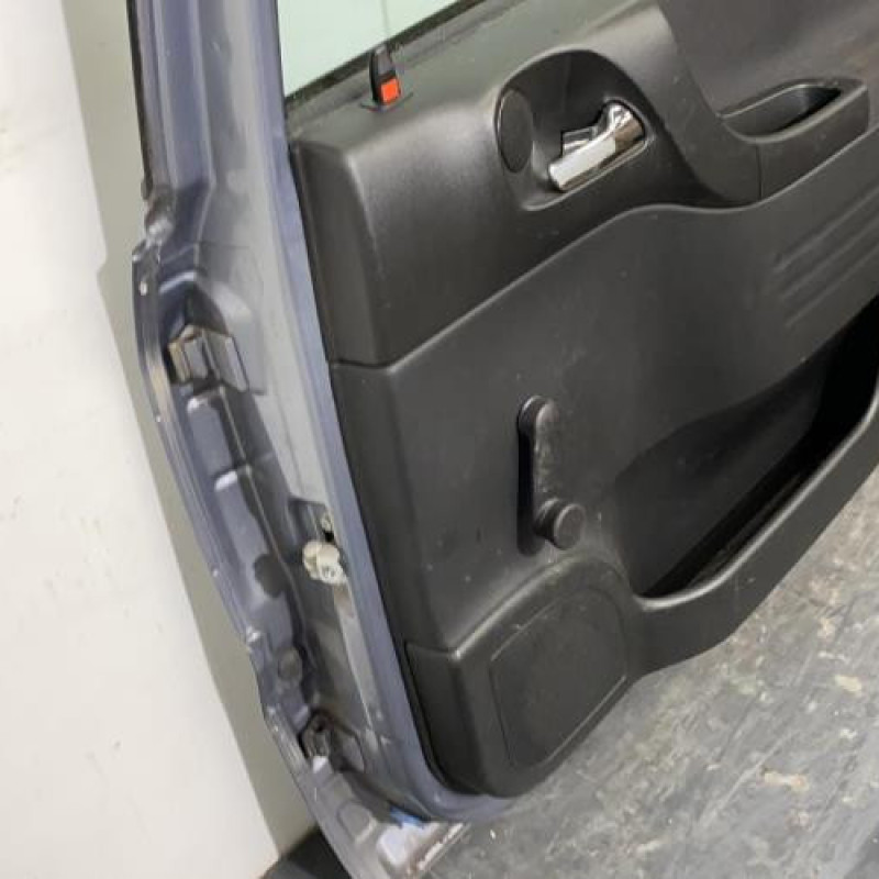 Porte arriere droit OPEL ZAFIRA A Photo n°4